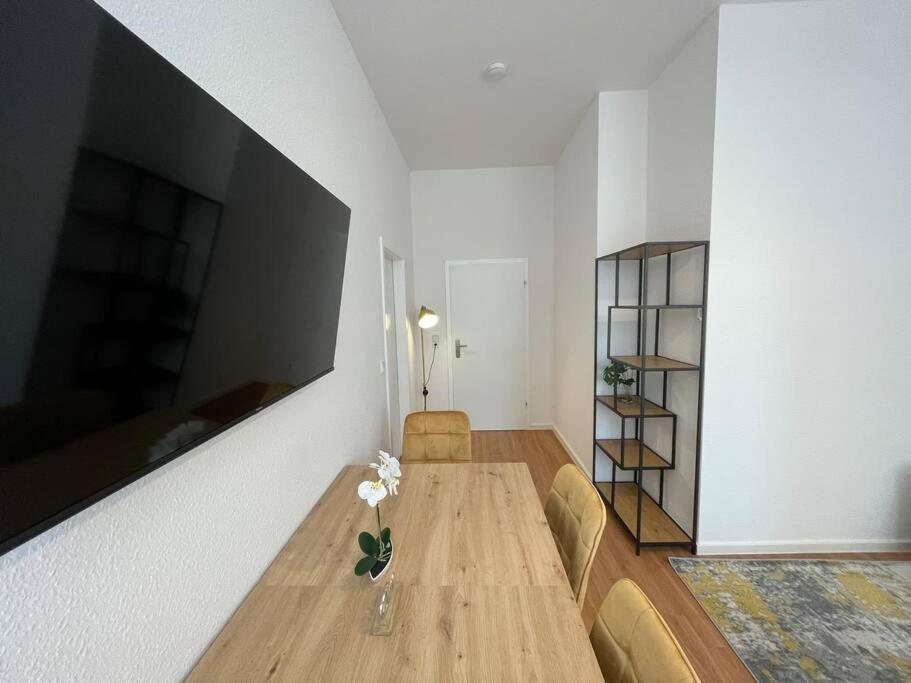 Lucky Stays Ls01 - Vollausstattung - Zentrum - Aufzug - Grosse Kueche - 2 Zimmer - Smart-Tv Magdeburg Exterior foto